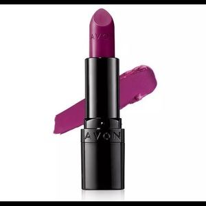 Hot Plum True Color Perfectly Matte Lipstick